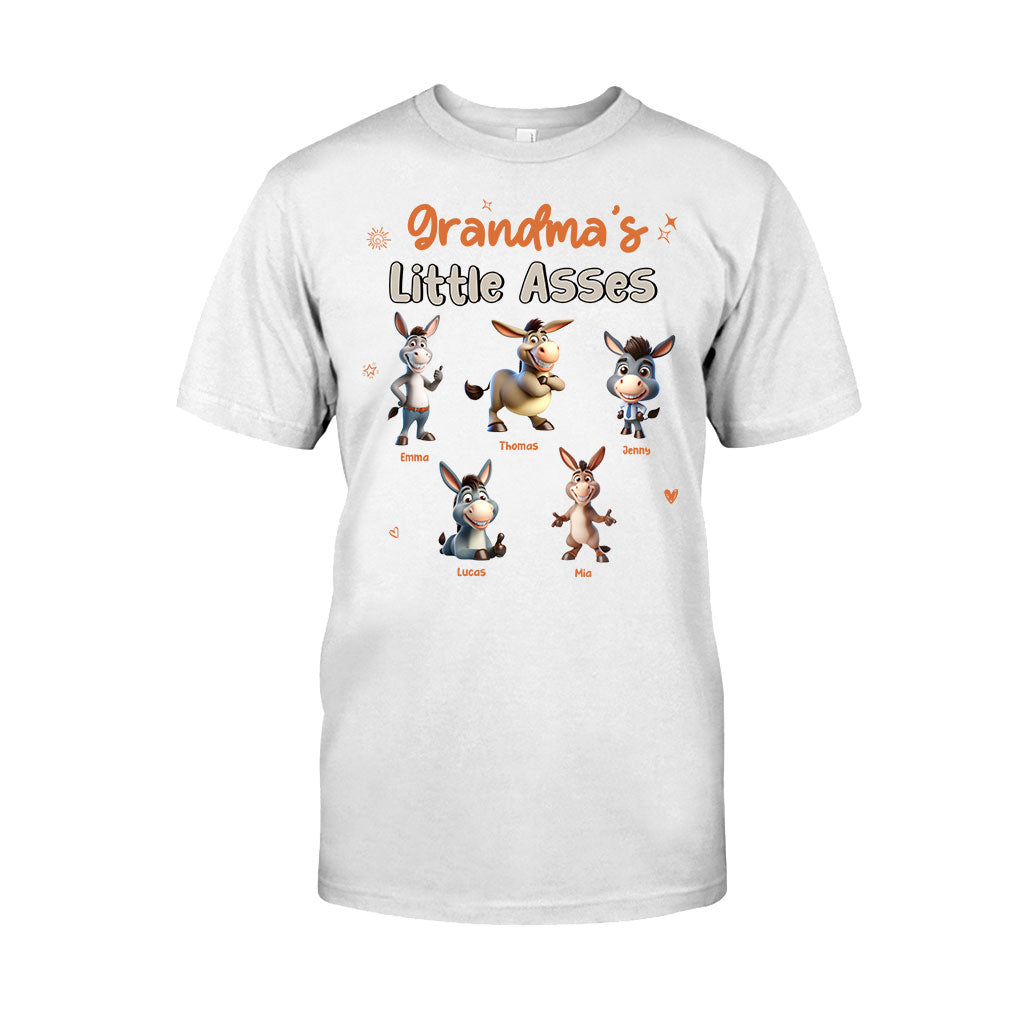 Omas Mama – Egal welcher Titel, kleine Süße – Personalisiertes Oma-T-Shirt und Hoodie