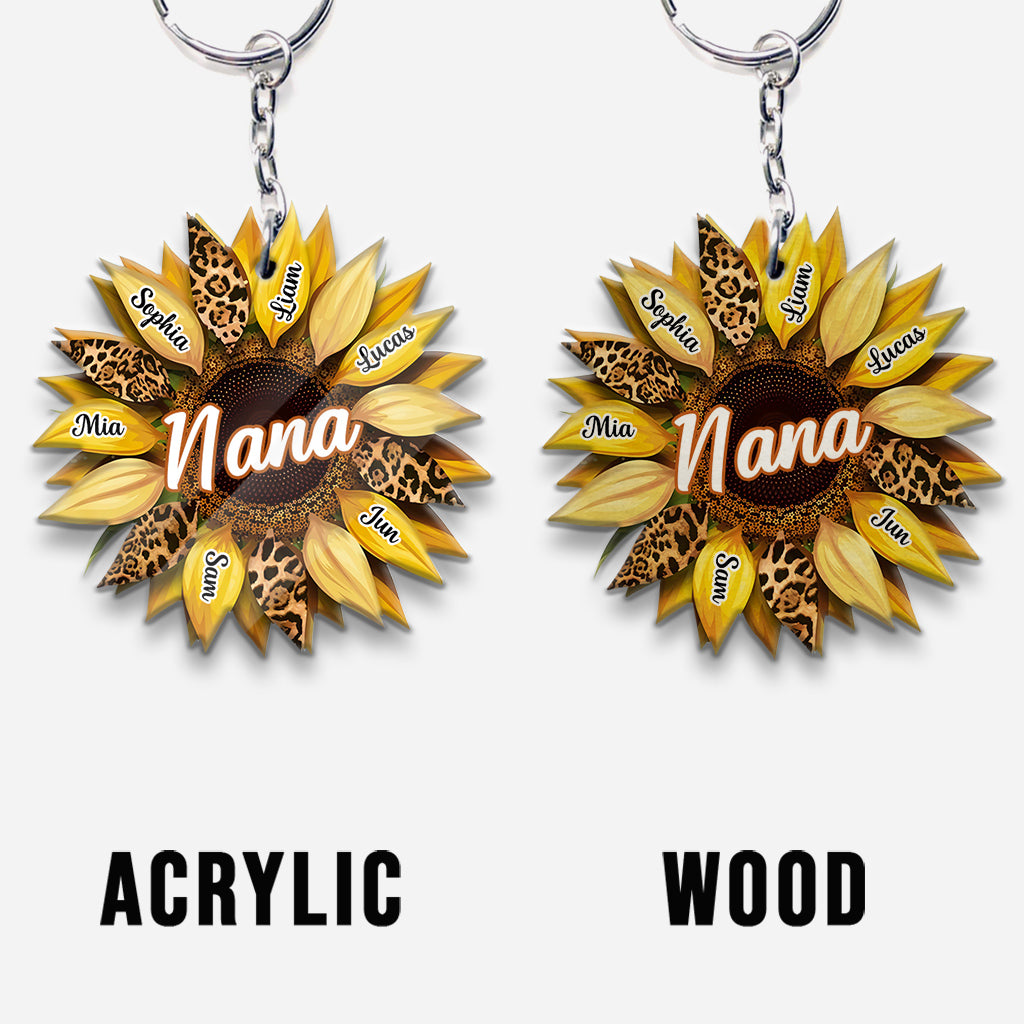 Nana Mom Auntie Family Sunflower - Personalized Grandma Keychain