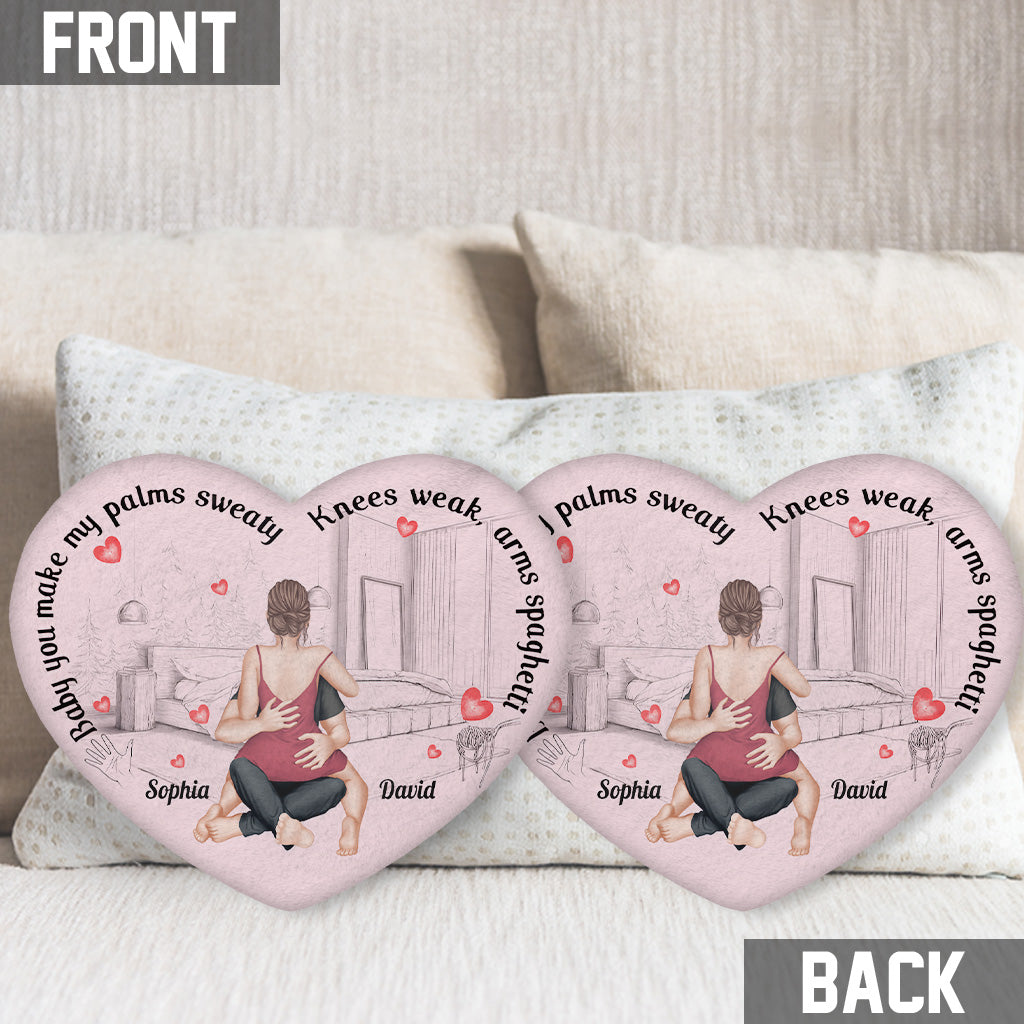 Baby, du bringst meine Handflächen zum Schwitzen – personalisiertes Kissen in Pärchenform