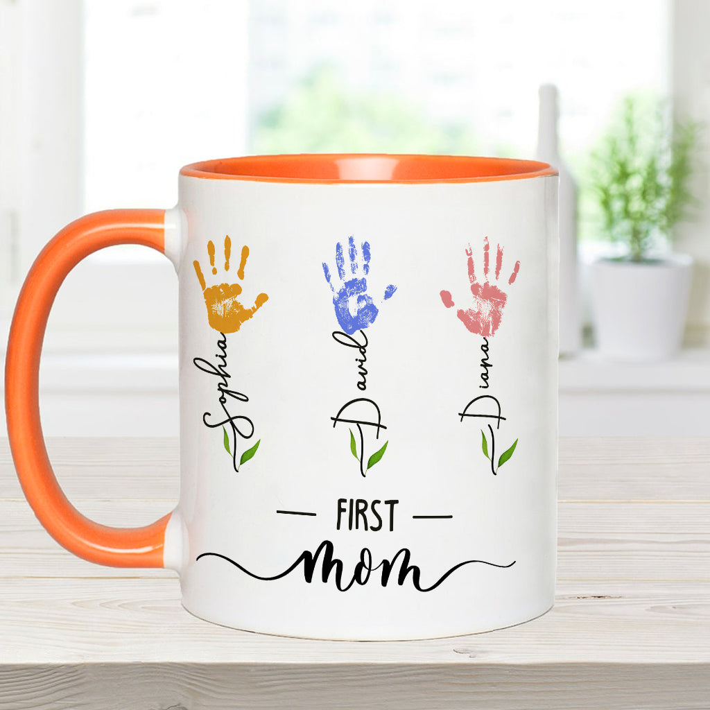 Erst Mama, jetzt Oma – personalisierte Tasse mit Muttermotiv