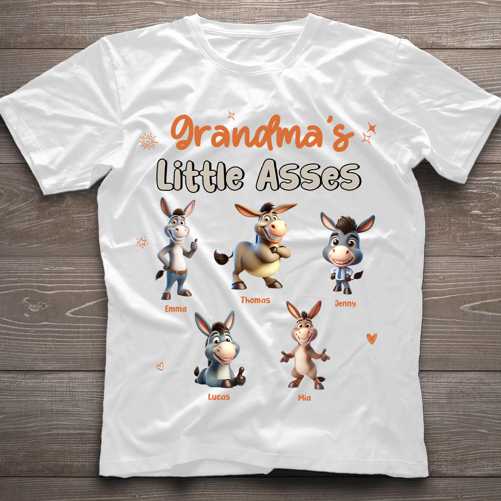 Omas Mama – Egal welcher Titel, kleine Süße – Personalisiertes Oma-T-Shirt und Hoodie