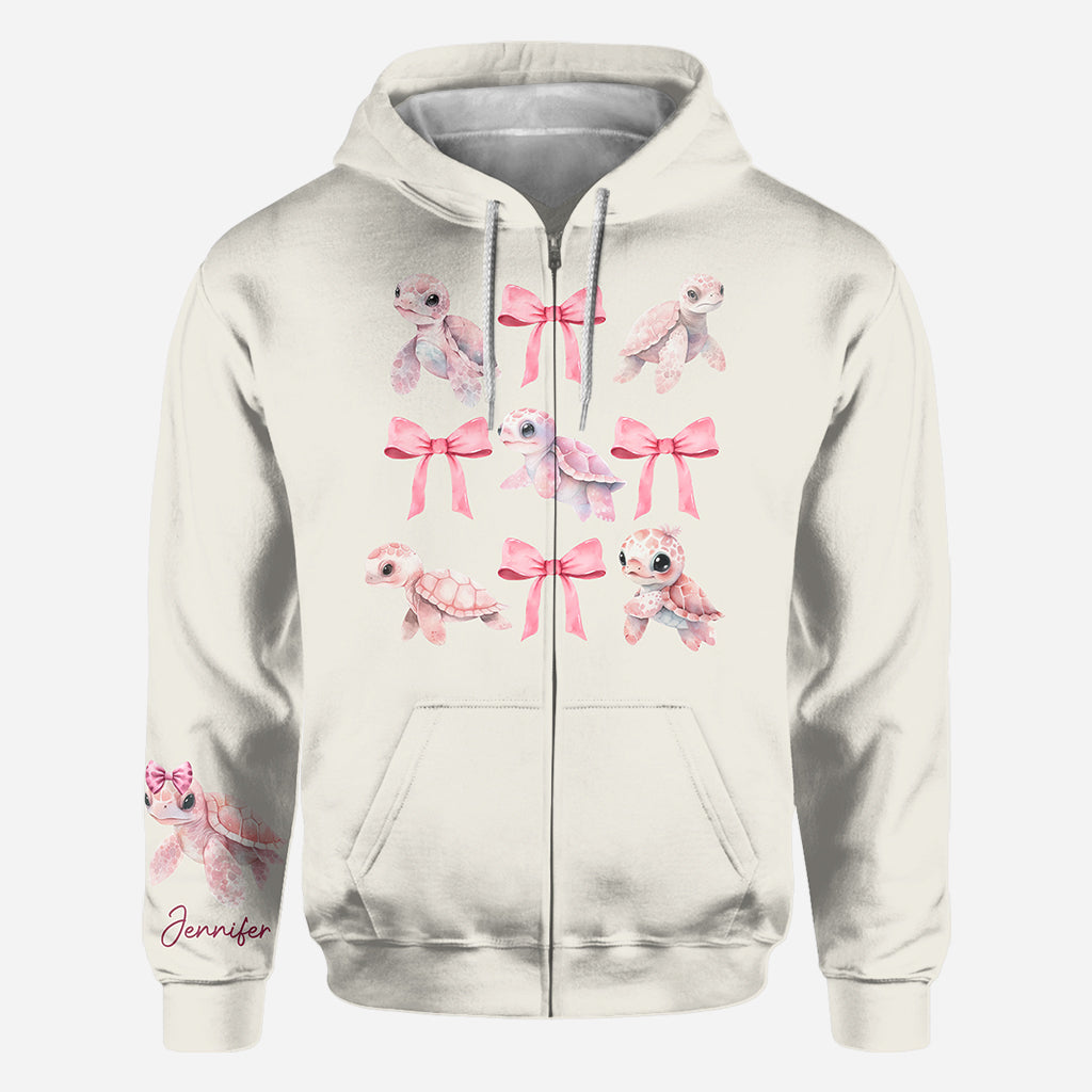 Rosa Schleife mit kokettem Motiv, Aquarell-Schildkröte – personalisiertes Shirt mit Schildkrötenmuster