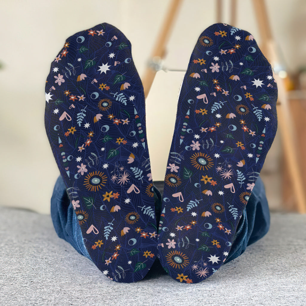 Mama Bear Floral - Personalized Mother Socks