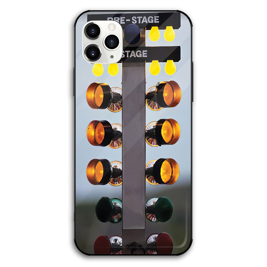 Ich bin nicht wie die meisten Frauen – Rennsport-Handyhülle