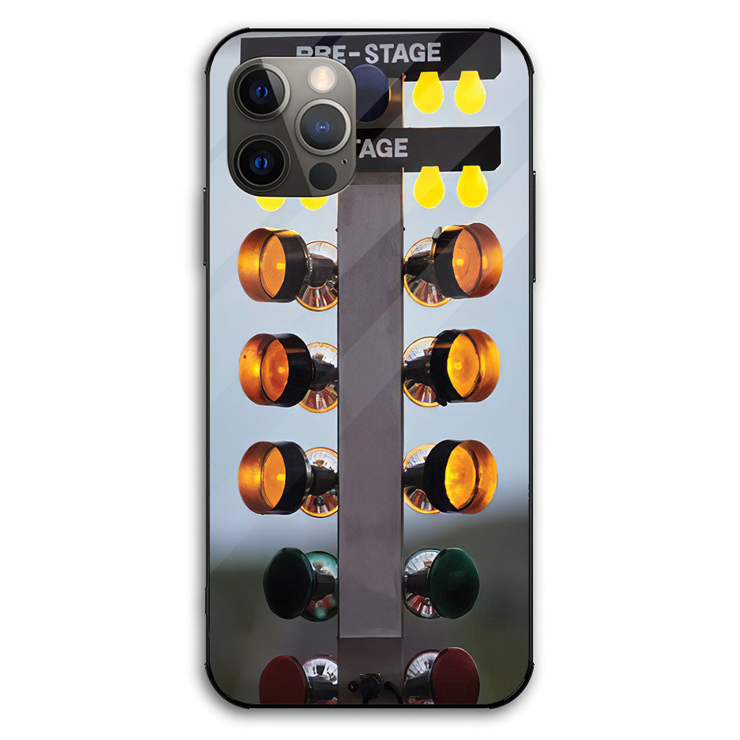 Ich bin nicht wie die meisten Frauen – Rennsport-Handyhülle