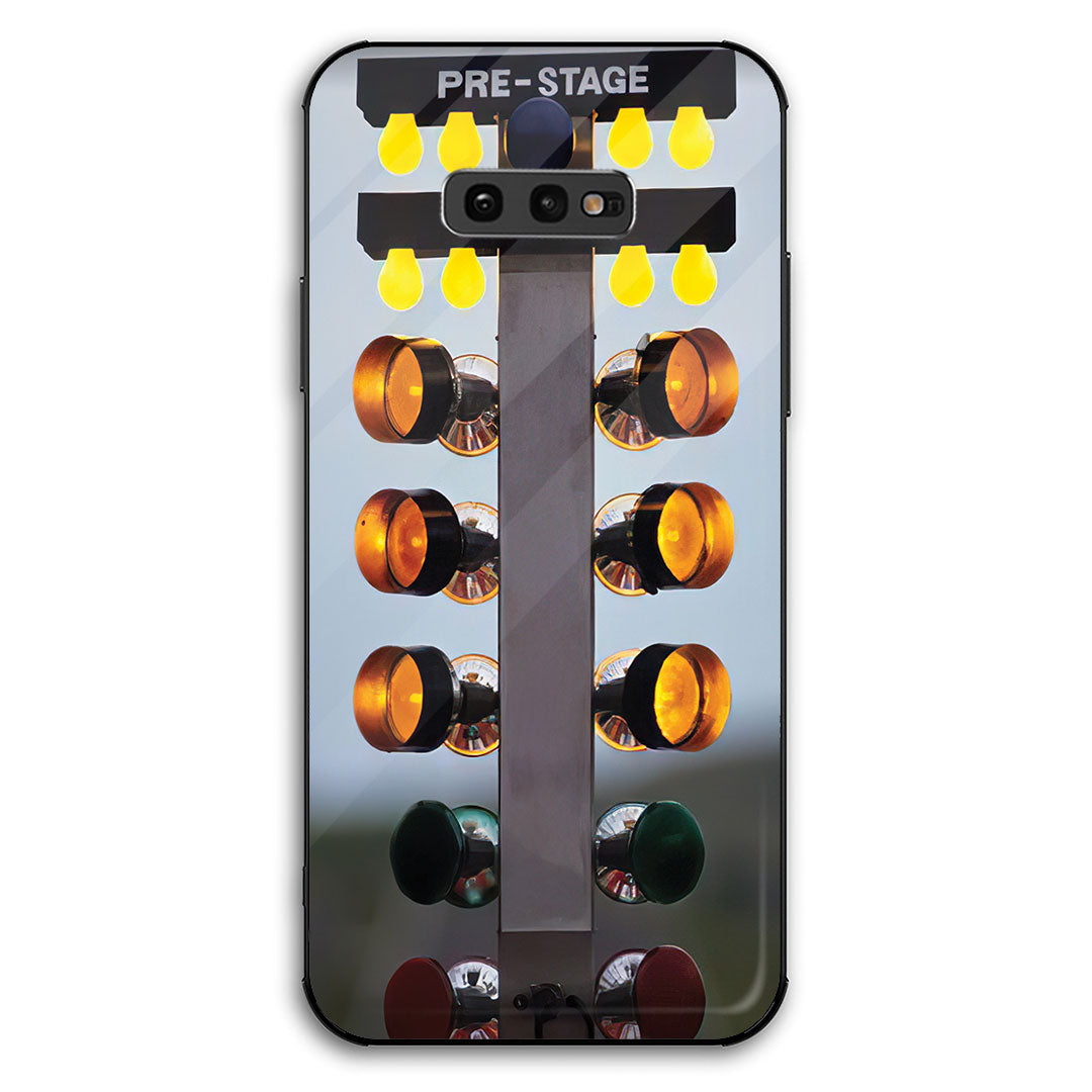 Ich bin nicht wie die meisten Frauen – Rennsport-Handyhülle