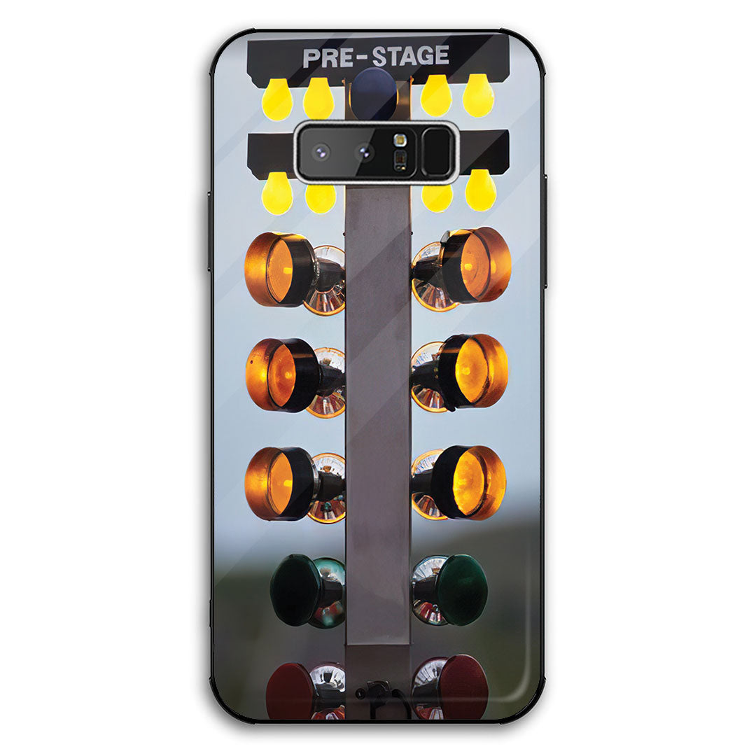 Ich bin nicht wie die meisten Frauen – Rennsport-Handyhülle