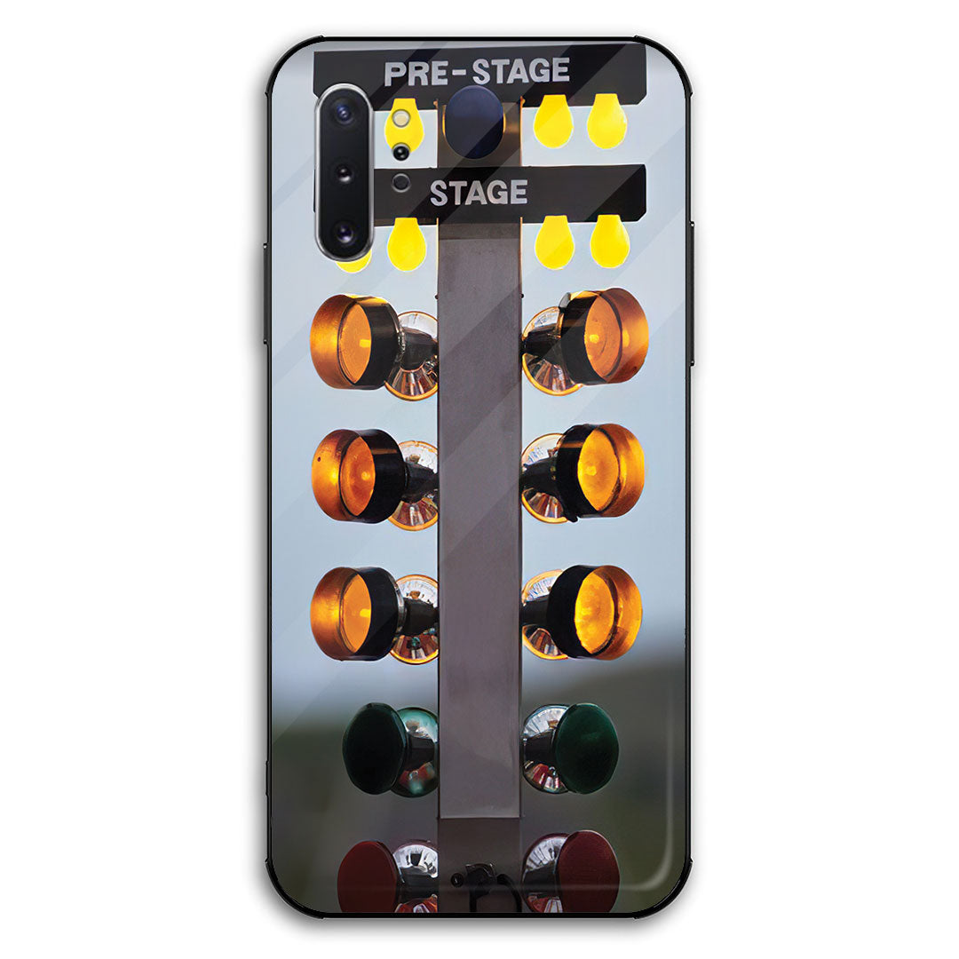 Ich bin nicht wie die meisten Frauen – Rennsport-Handyhülle