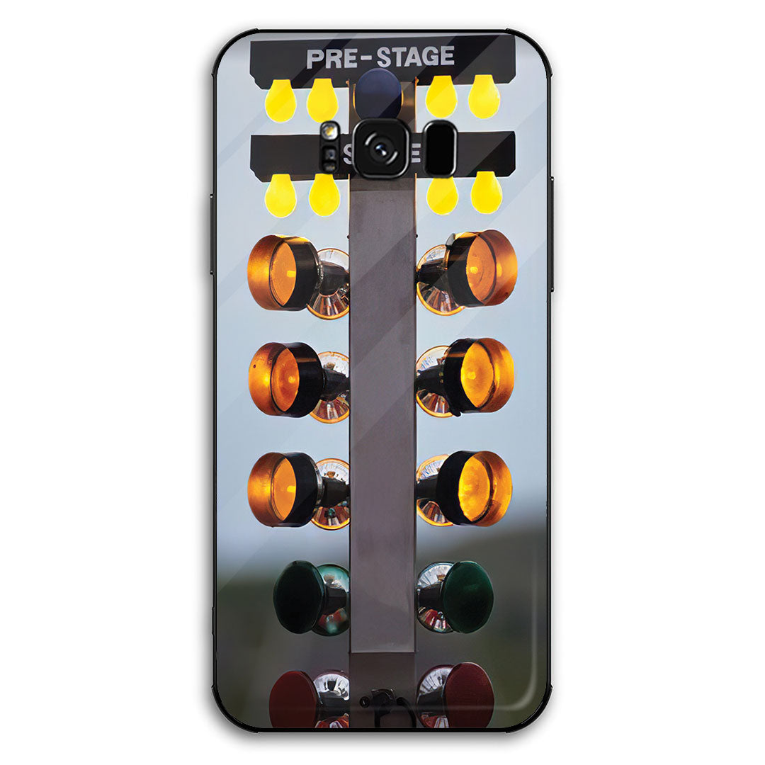 Ich bin nicht wie die meisten Frauen – Rennsport-Handyhülle