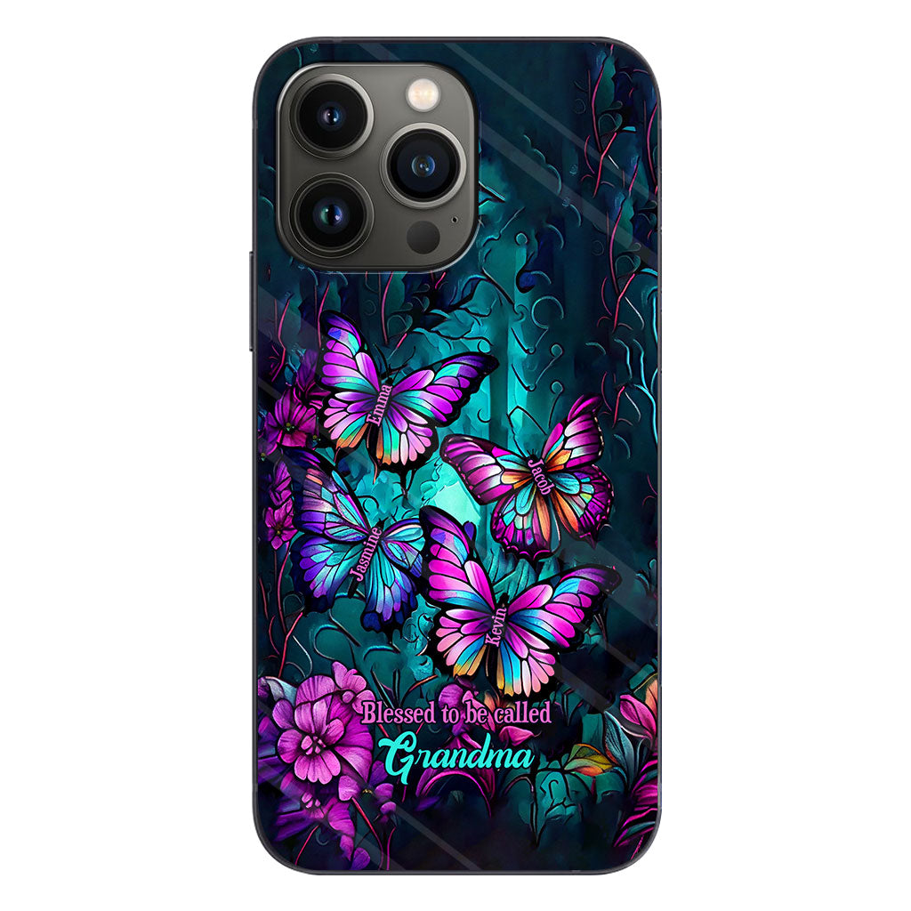 Omas Schmetterlinge – Personalisierte Handyhülle für Oma