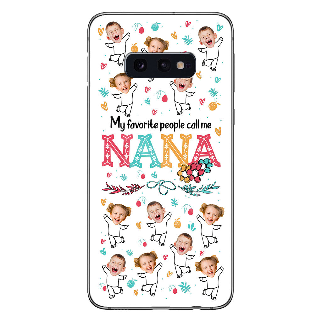 Meine Lieblingsmenschen nennen mich Nana – Geschenk für Oma, Mama – Personalisierte Handyhülle