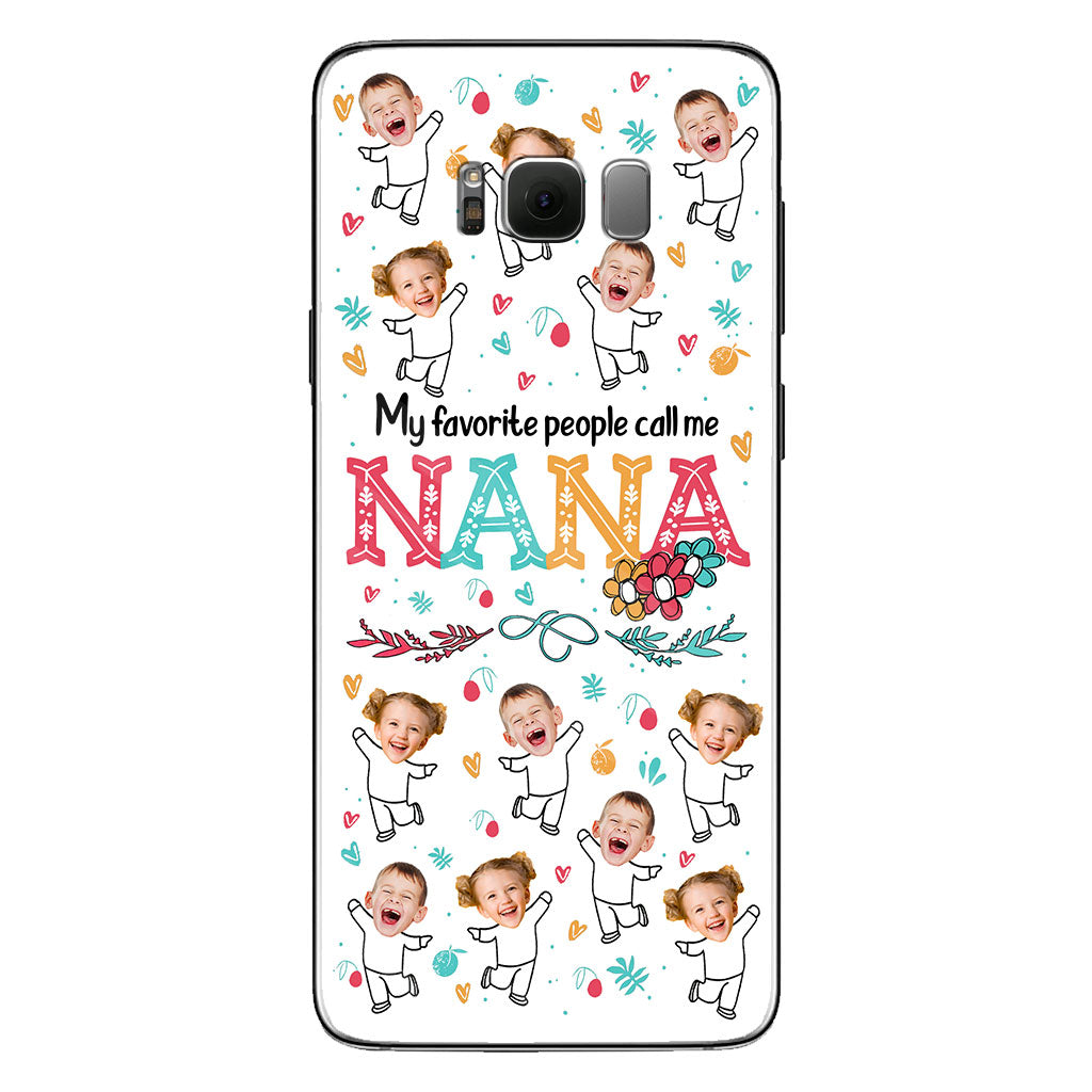 Meine Lieblingsmenschen nennen mich Nana – Geschenk für Oma, Mama – Personalisierte Handyhülle
