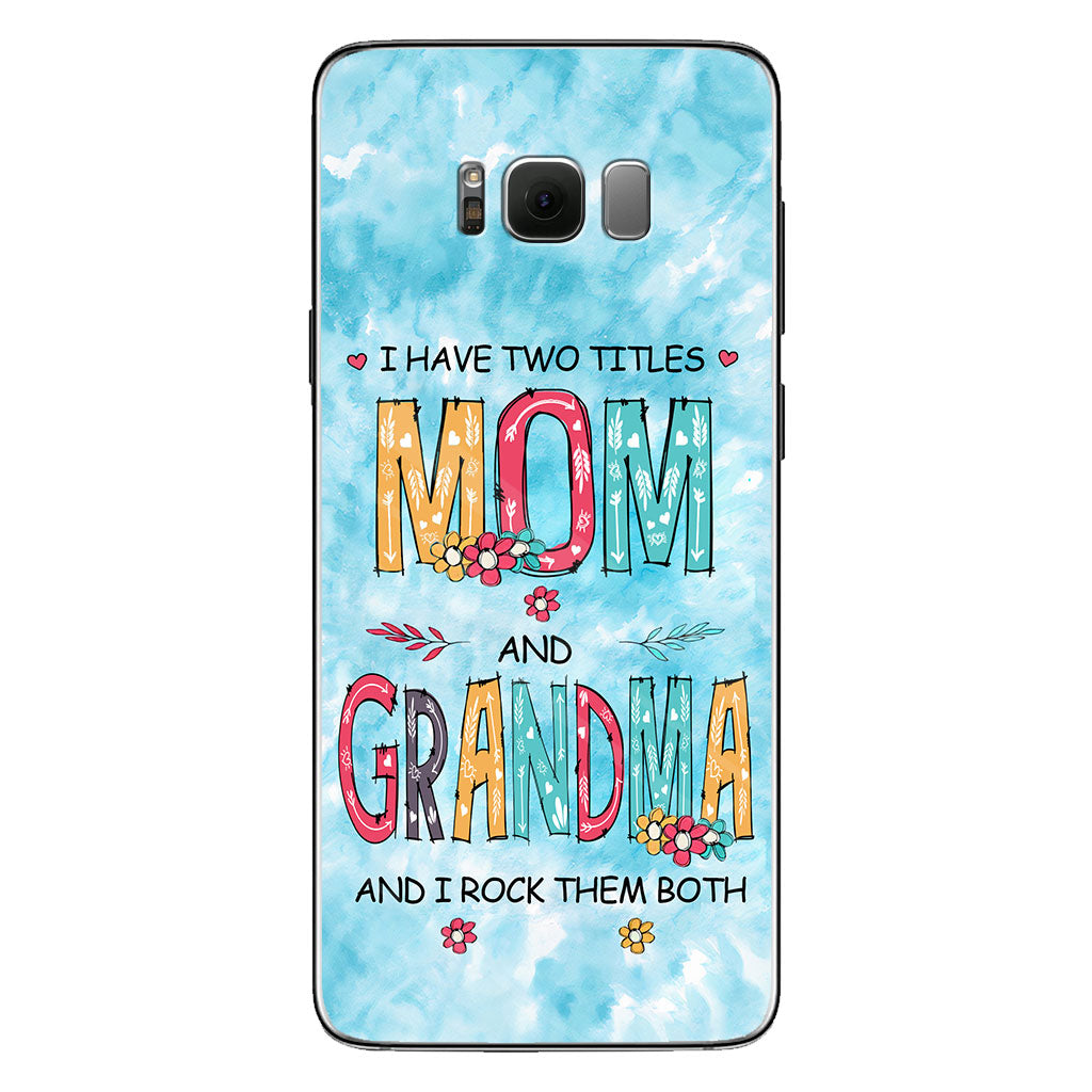 Ich habe zwei Titel: Mama und Oma – Personalisierte Handyhülle