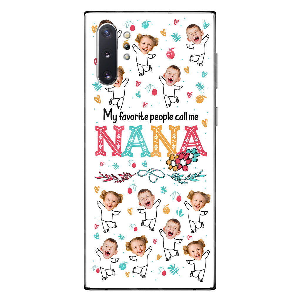 Meine Lieblingsmenschen nennen mich Nana – Geschenk für Oma, Mama – Personalisierte Handyhülle